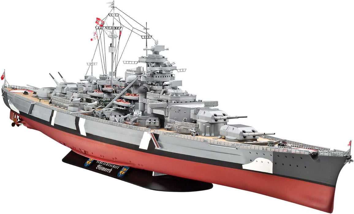 REVELL 05040 - German Battleship Bismarck 1:350 Scale Model Boat